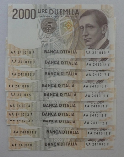 Repubblica italiana 10 - -,